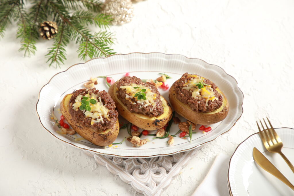 COOK at HOME - Βαρκούλες πατάτας με μπιφτέκι